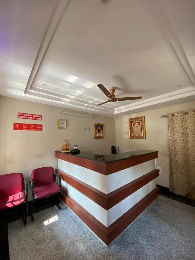 Hotel Renuka Visakhapatnam Extérieur photo